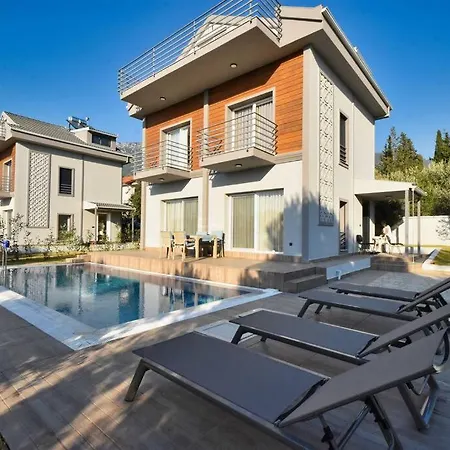 Villa Nurten Oeluedeniz'E Yakin Villa Villa *